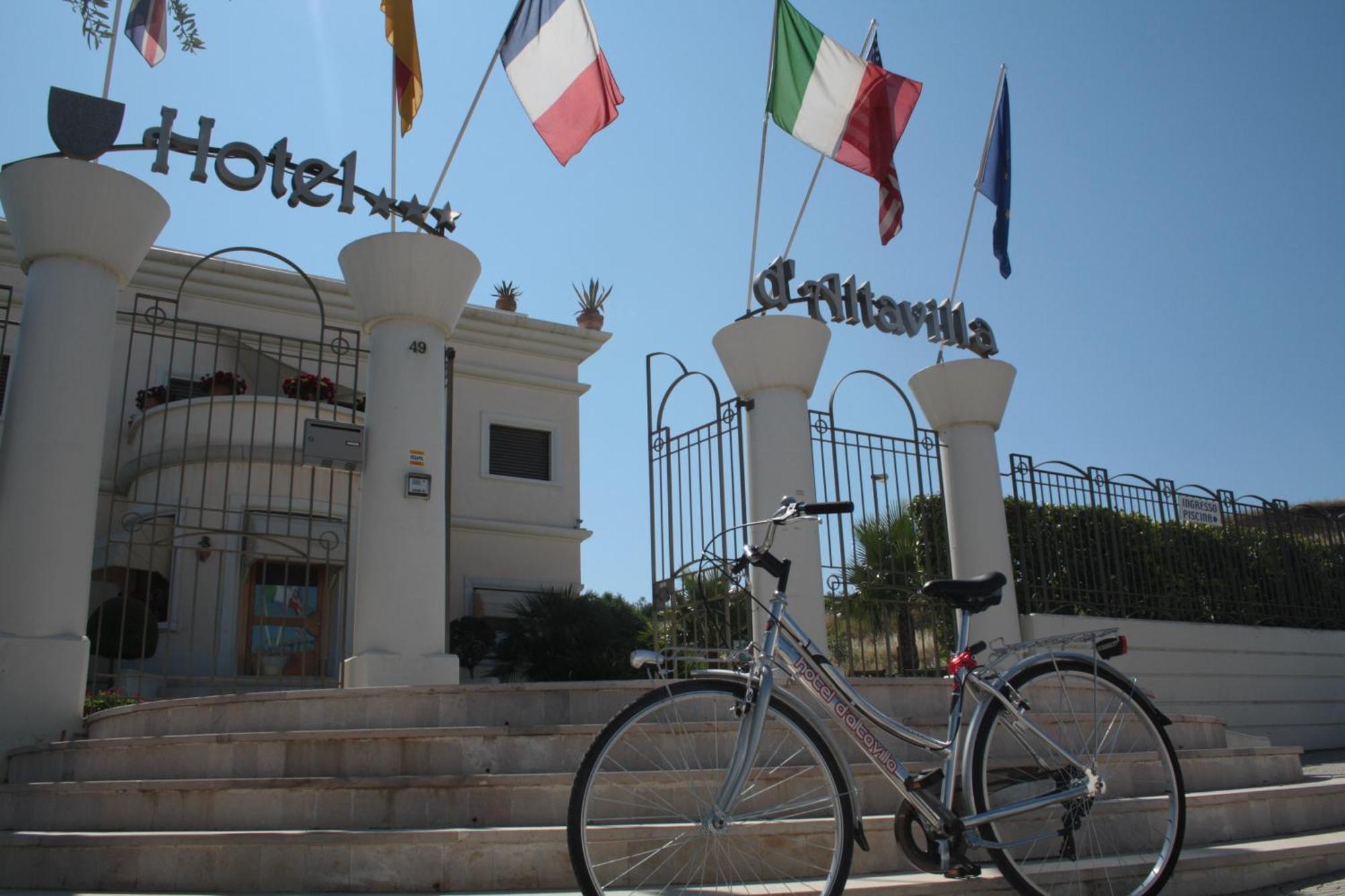 Hotel D'Altavilla Canosa di Puglia Luaran gambar