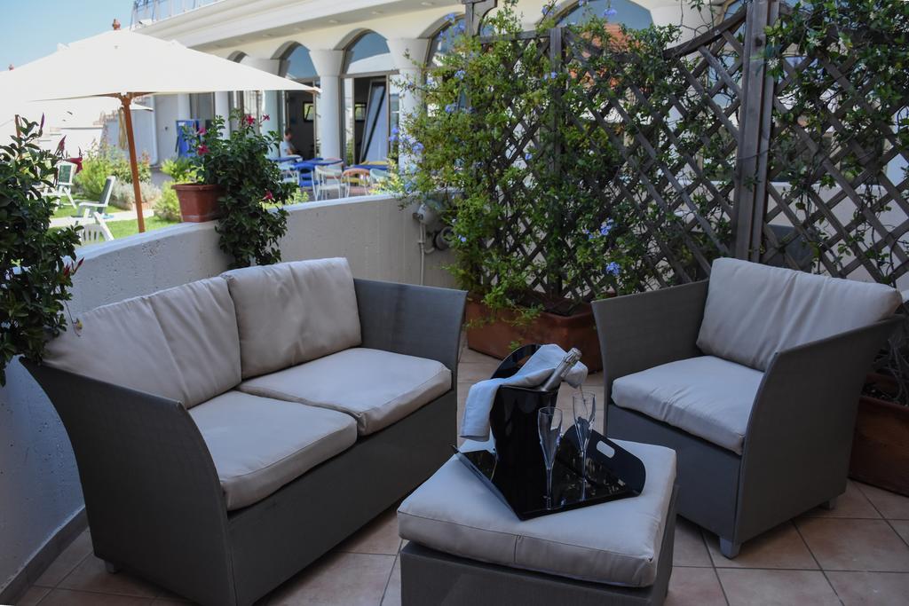 Hotel D'Altavilla Canosa di Puglia Luaran gambar