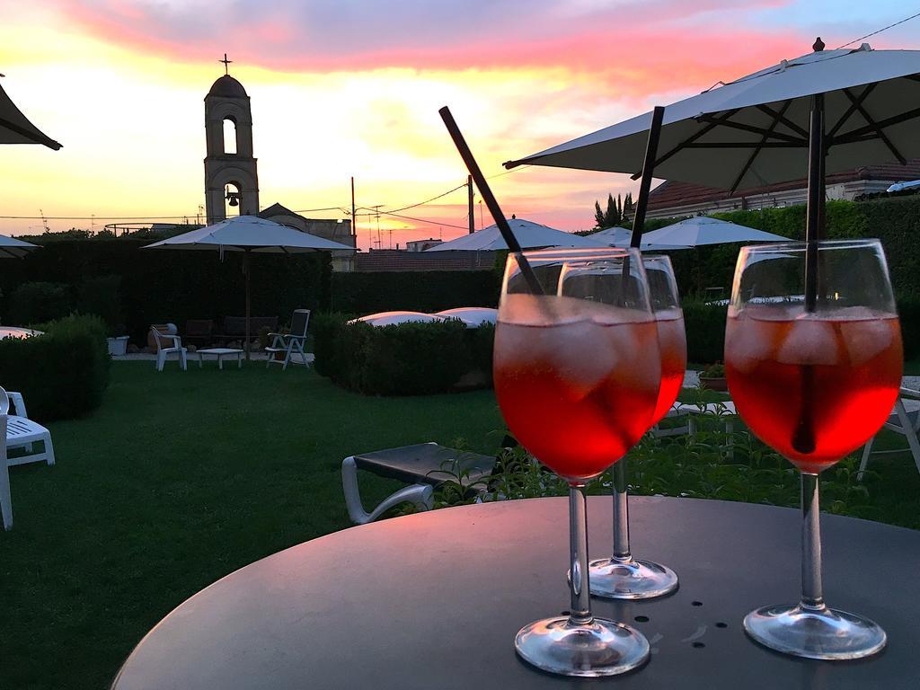 Hotel D'Altavilla Canosa di Puglia Luaran gambar