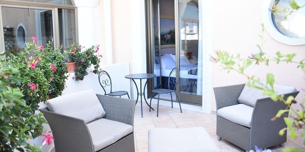 Hotel D'Altavilla Canosa di Puglia Luaran gambar