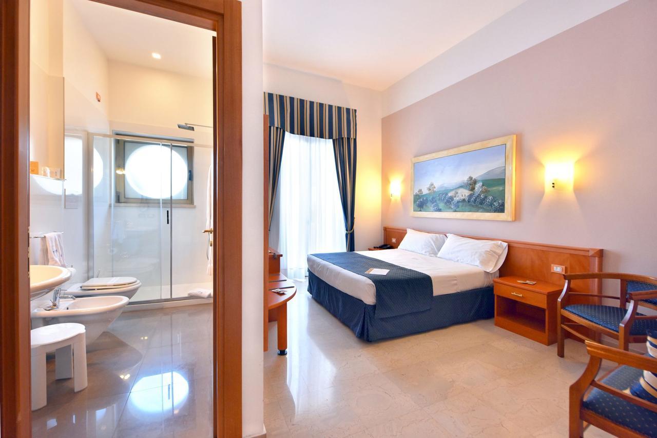 Hotel D'Altavilla Canosa di Puglia Luaran gambar